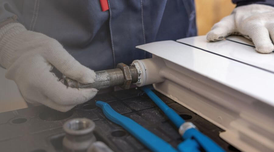 Expert burst pipe repair services in Benton, MO